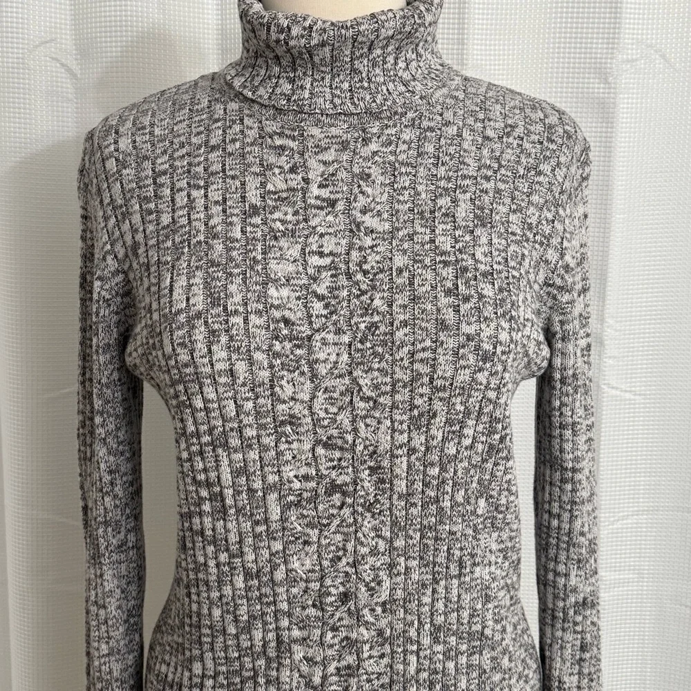 High Sierra Women's Long Sleeve Cable Knit Turtleneck Sweater, Brown/White, Sz L - Picture 2 of 5